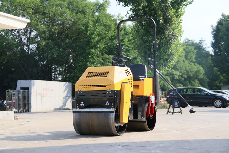 “明星款”小型壓路機(jī)，讓大家的選擇不再“迷路”！